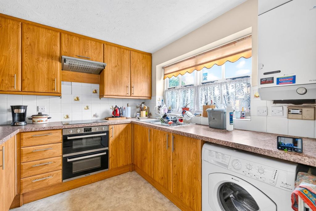 Property photo 3 of 16 5.Jpg