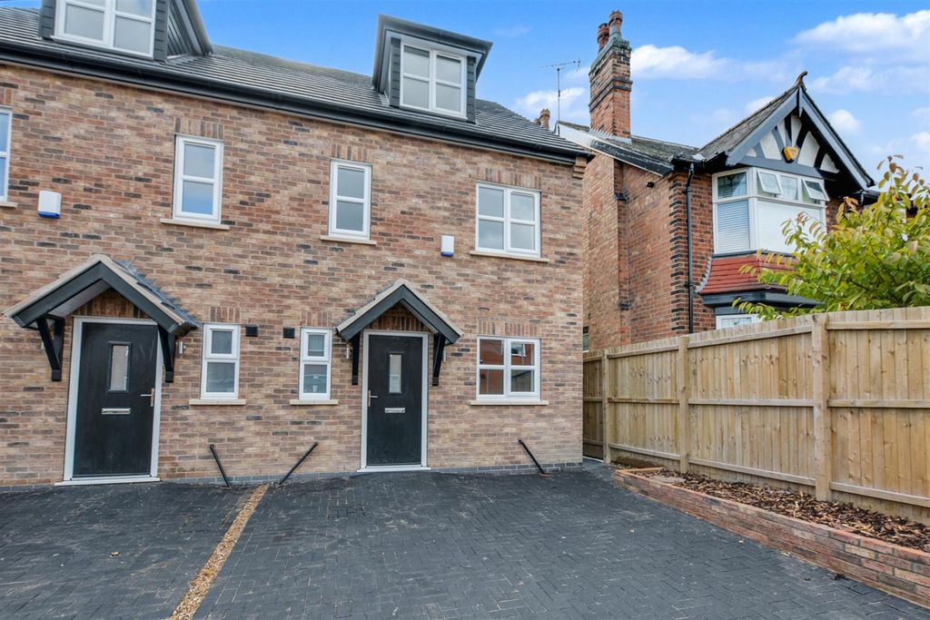 Property photo 1 of 18 Front_1.Jpeg