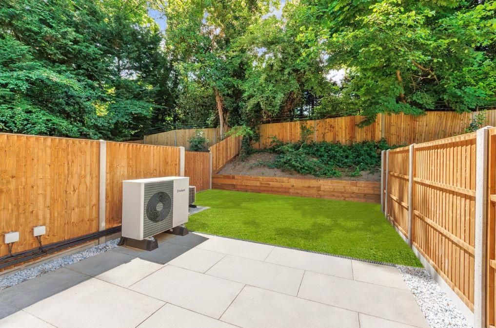 Property photo 2 of 11 Dr Garden.Jpg