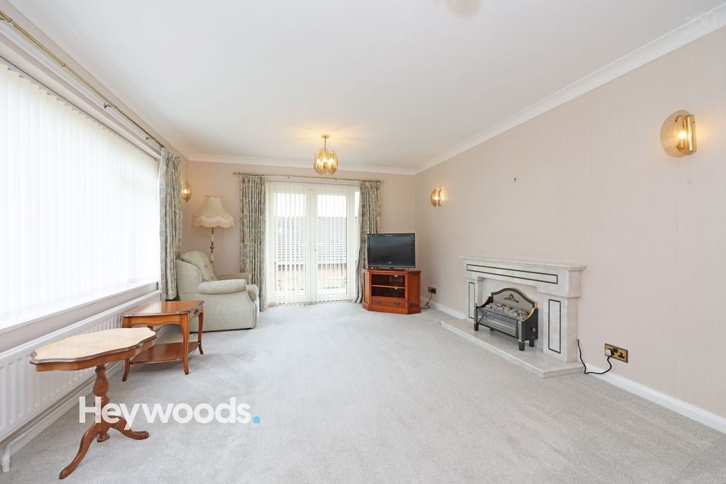 Property photo 3 of 63