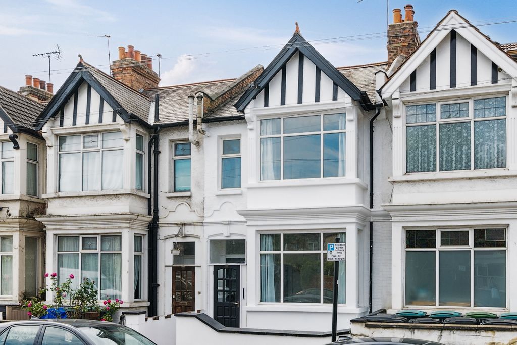Property photo 1 of 18 1179138 (1)