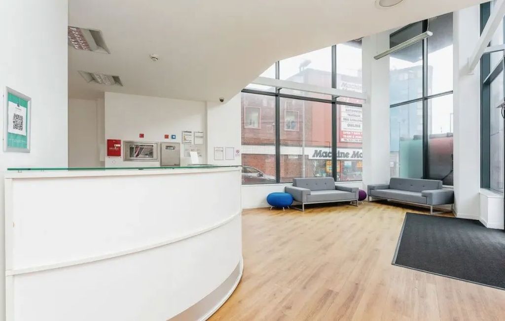 Property photo 2 of 4