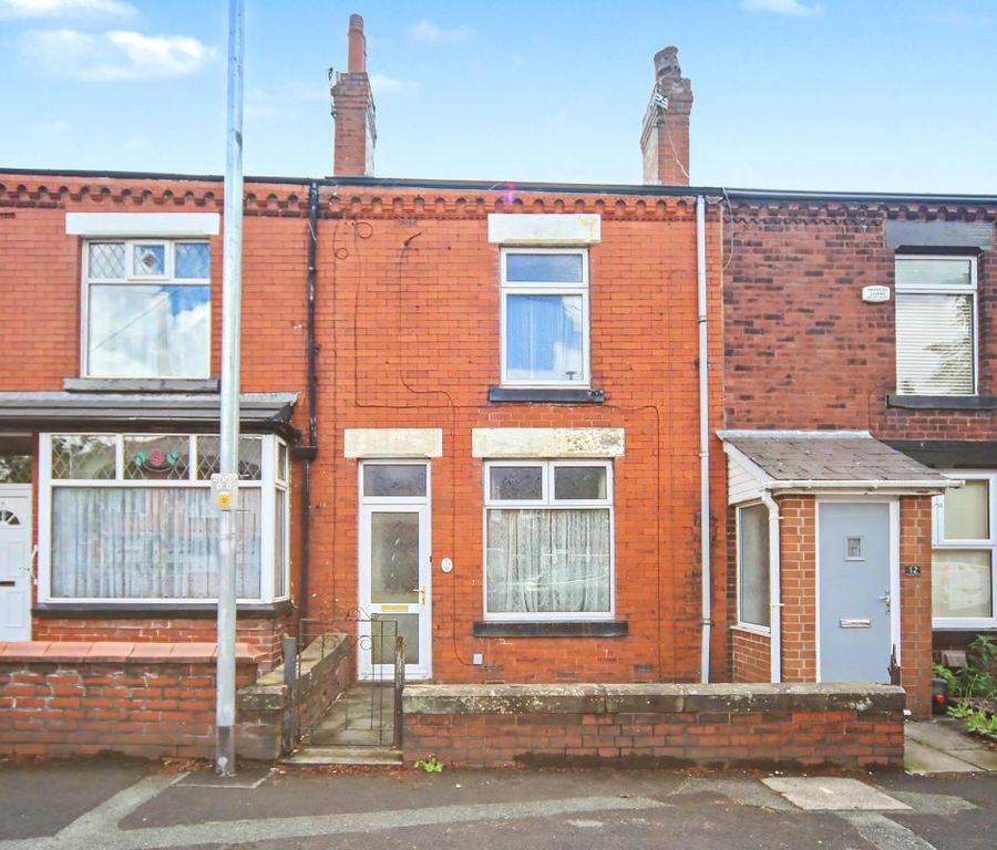Property photo 1 of 17