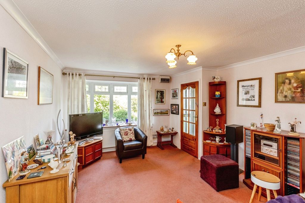 Property photo 2 of 16 Pbox-Img.Jpg