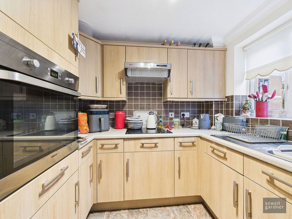 Property photo 3 of 13