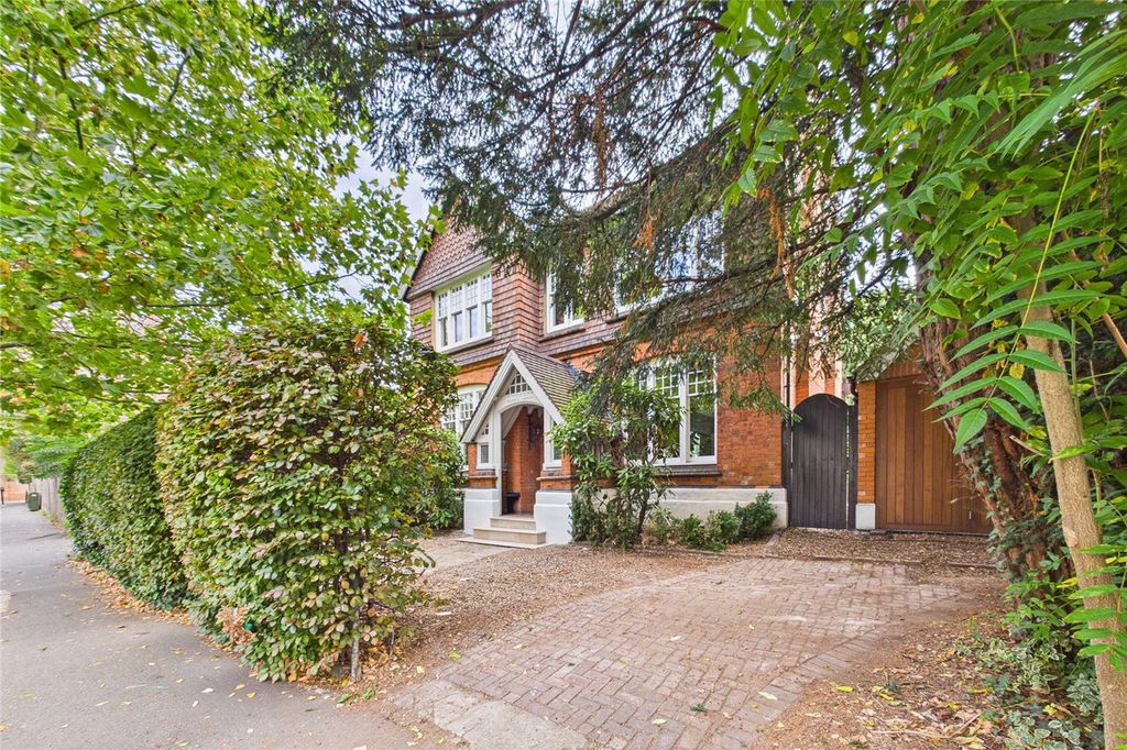 Property photo 2 of 31 Picture No. 26