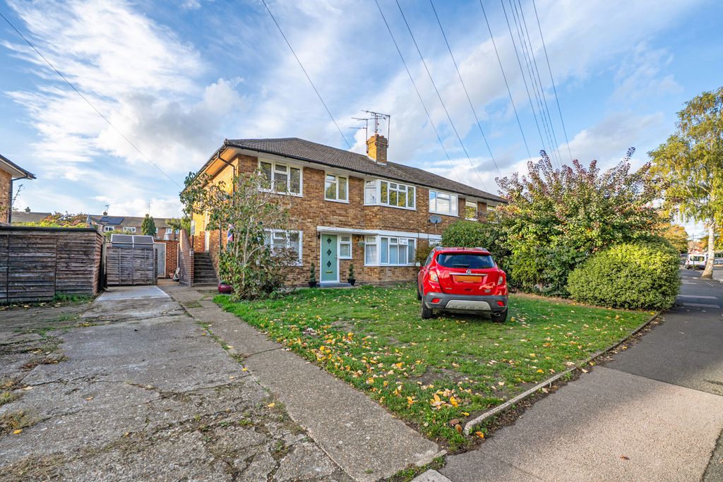 Property photo 1 of 18 External