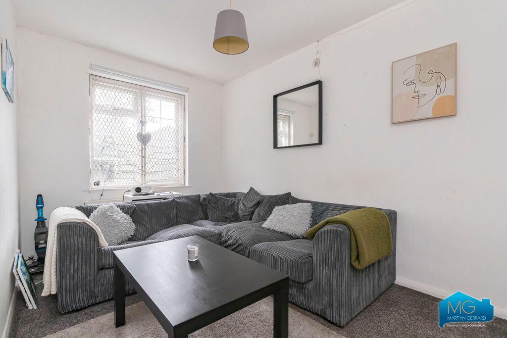 Property photo 3 of 26 Picture No. 05