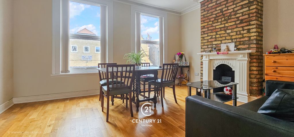 Property photo 2 of 10 E02014 (4)