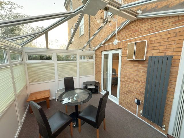 Property photo 1 of 7 Exterior