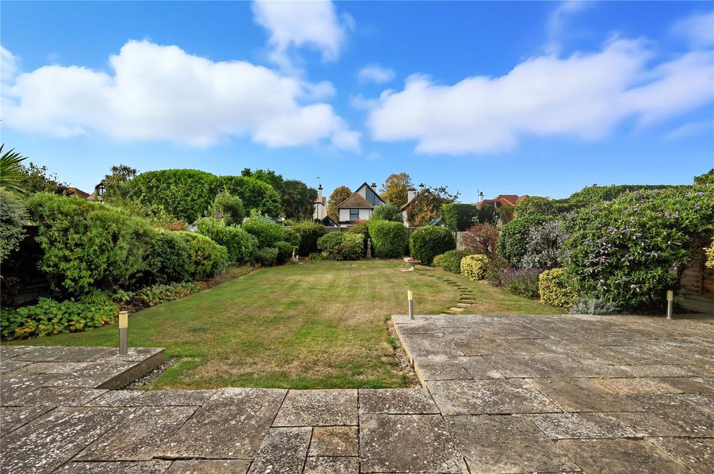 Property photo 2 of 17 Picture No. 07