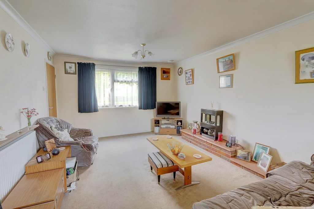 Property photo 2 of 12 Picture No. 02
