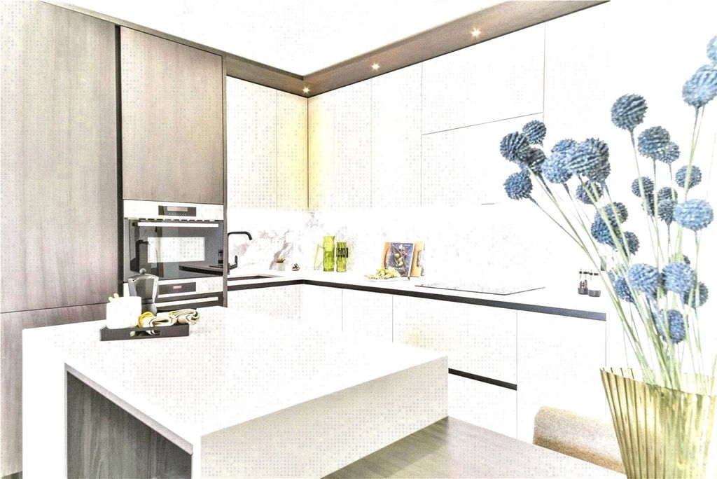 Property photo 2 of 9 32 Walton Clark Hous