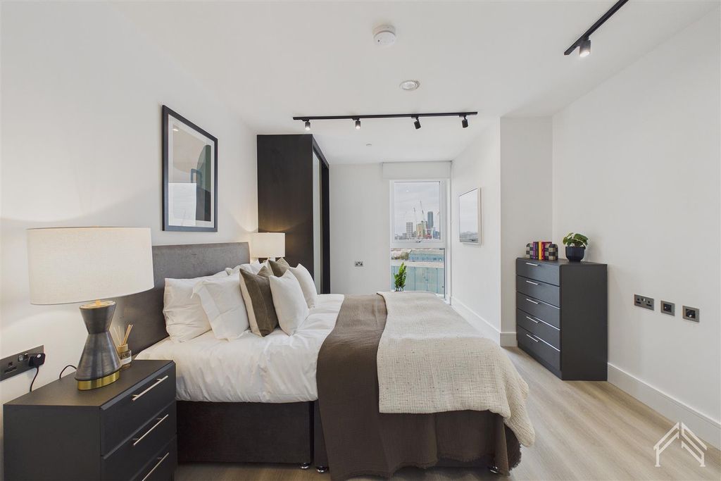 Property photo 2 of 12 4.Jpg