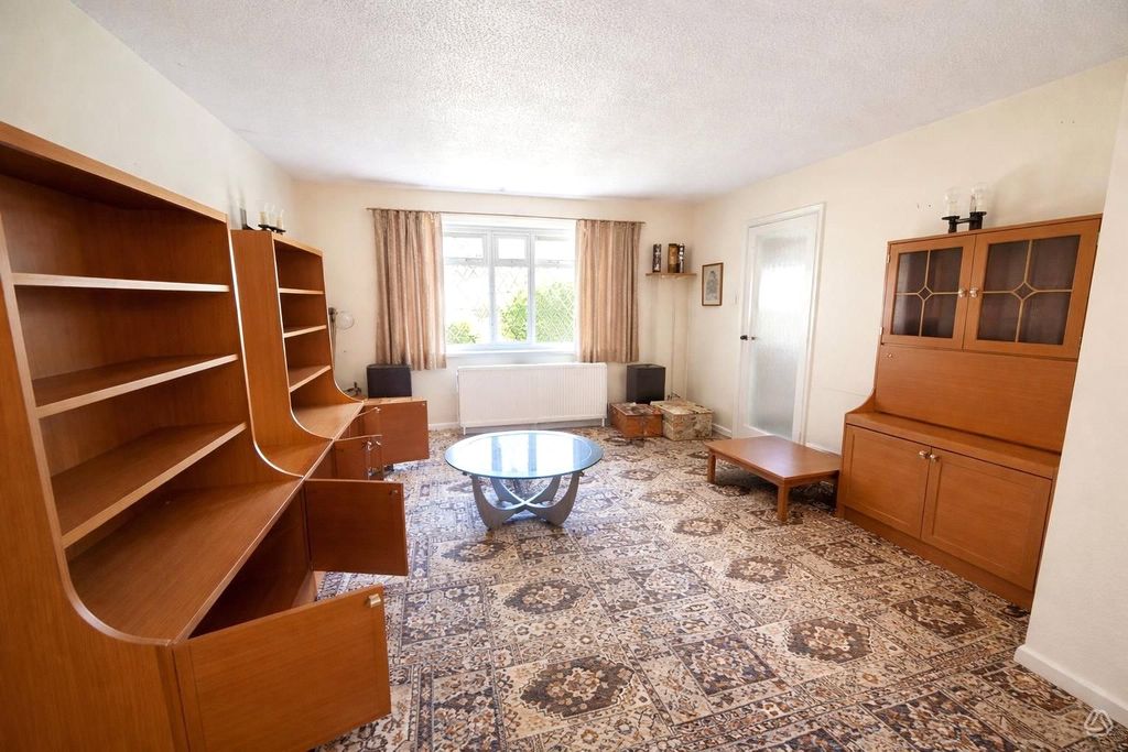 Property photo 2 of 13 Picture No. 04