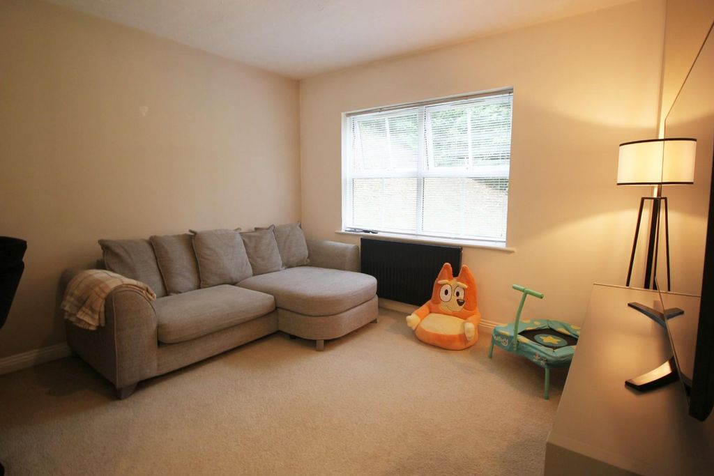 Property photo 3 of 9 Living Room 1.Jpg