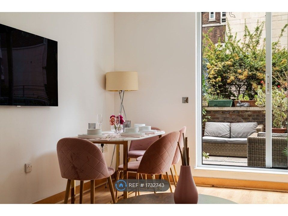 Property photo 3 of 34 Living Room With Access To Private Terrace