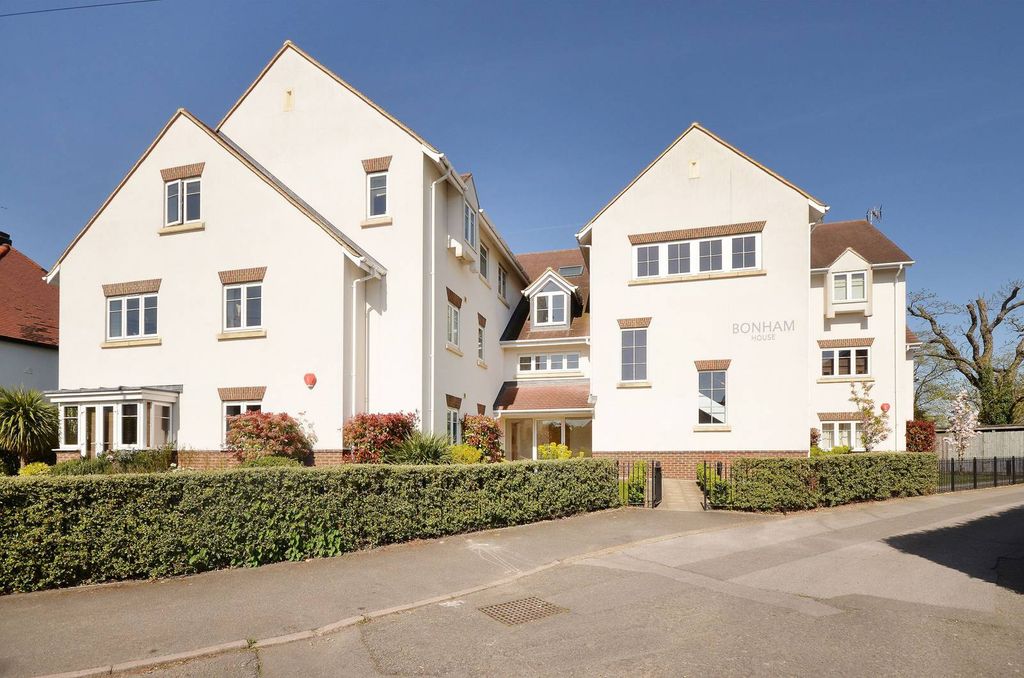 Property photo 2 of 7