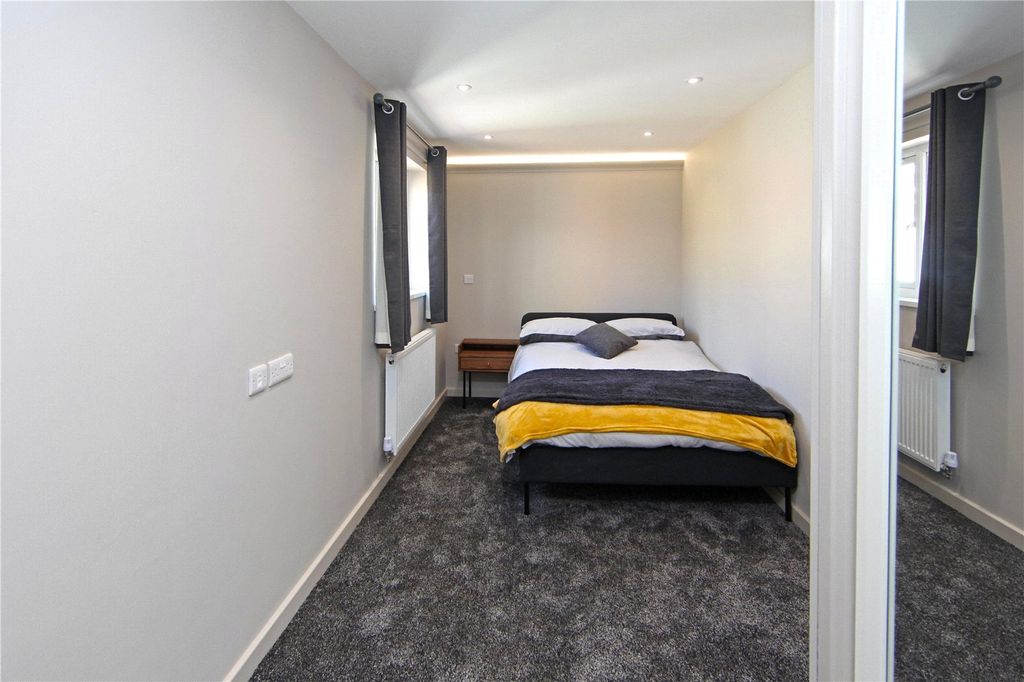 Property photo 1 of 56 Picture No. 22