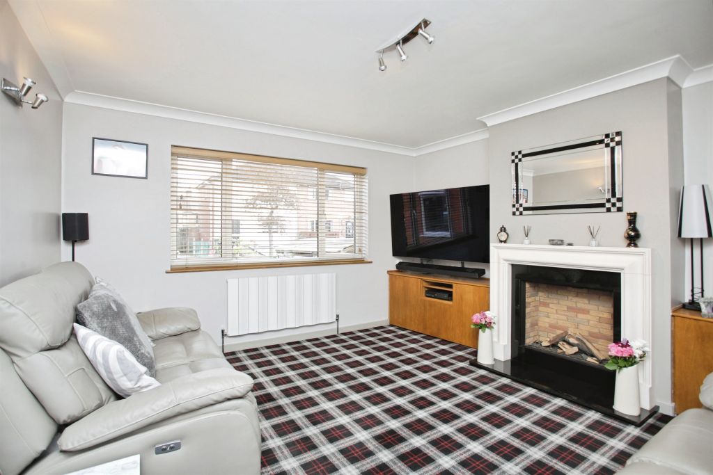 Property photo 3 of 22