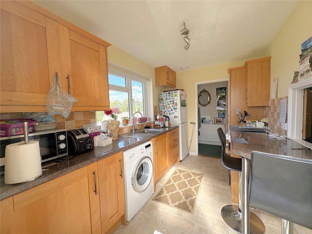 Property photo 2 of 15 Picture No. 22