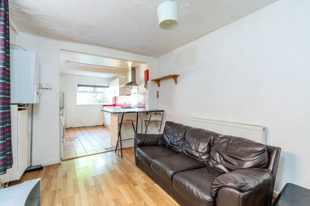 Property photo 2 of 11 Picture No. 06