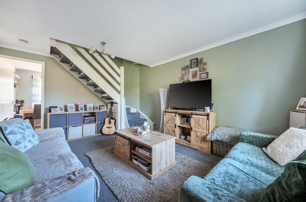 Property photo 2 of 15 1439238-12-69d4F5...