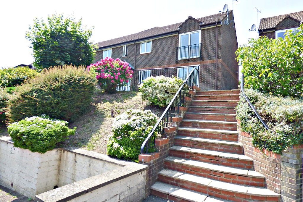 Property photo 1 of 6 1