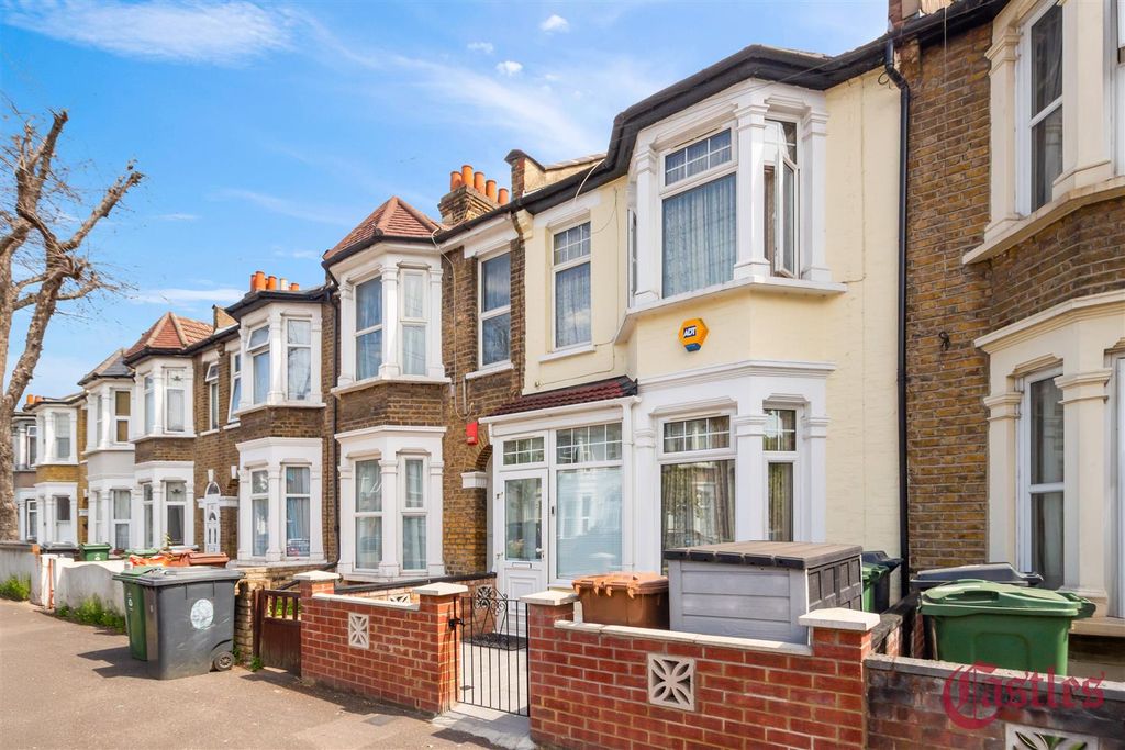 Property photo 1 of 22