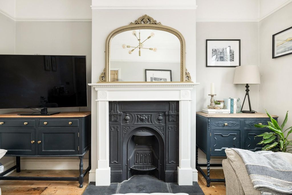 Property photo 1 of 26 Char9462.Jpg