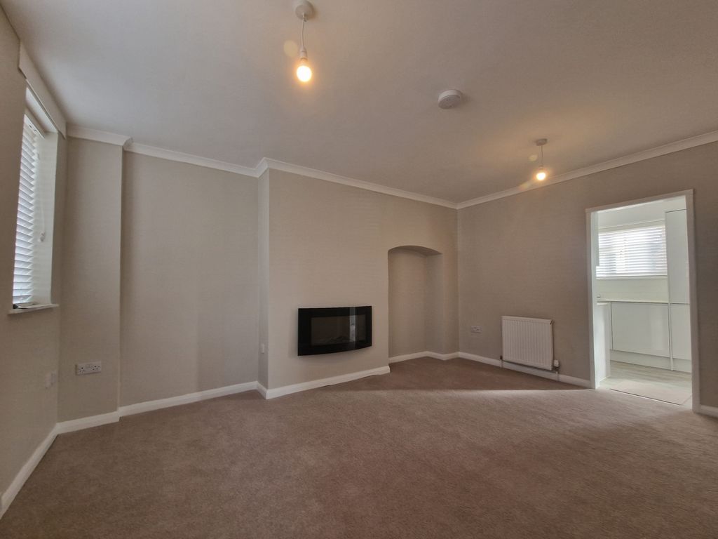 Property photo 3 of 11 Photo 10