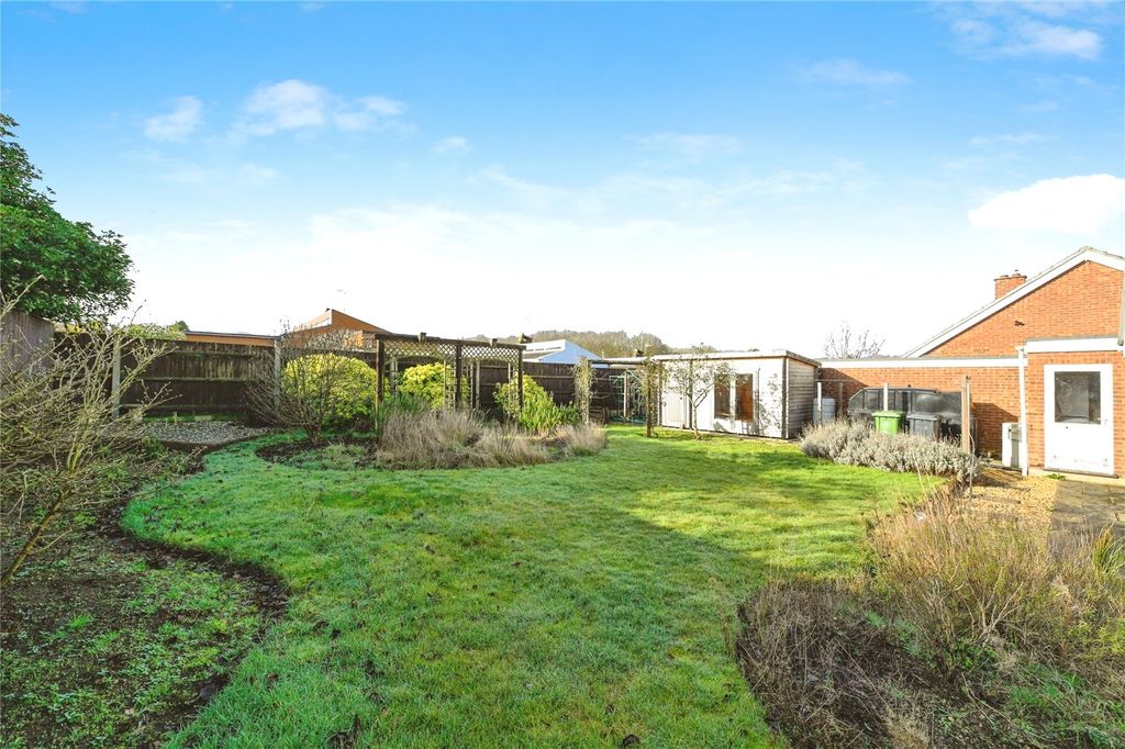 Property photo 2 of 15 Picture No. 10