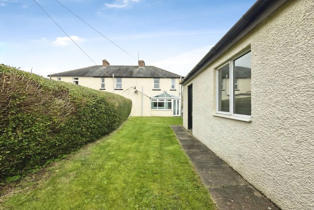 Property photo 2 of 13 Outside