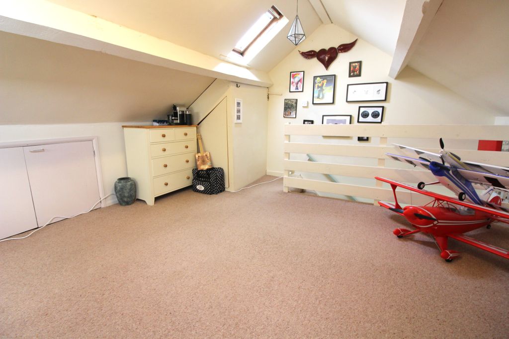 Additional image 20 of 3 bed semi-detached house for saleThe Leys, Chipping Norton OX7