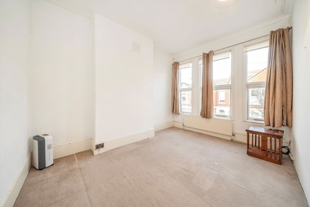 Property photo 2 of 4