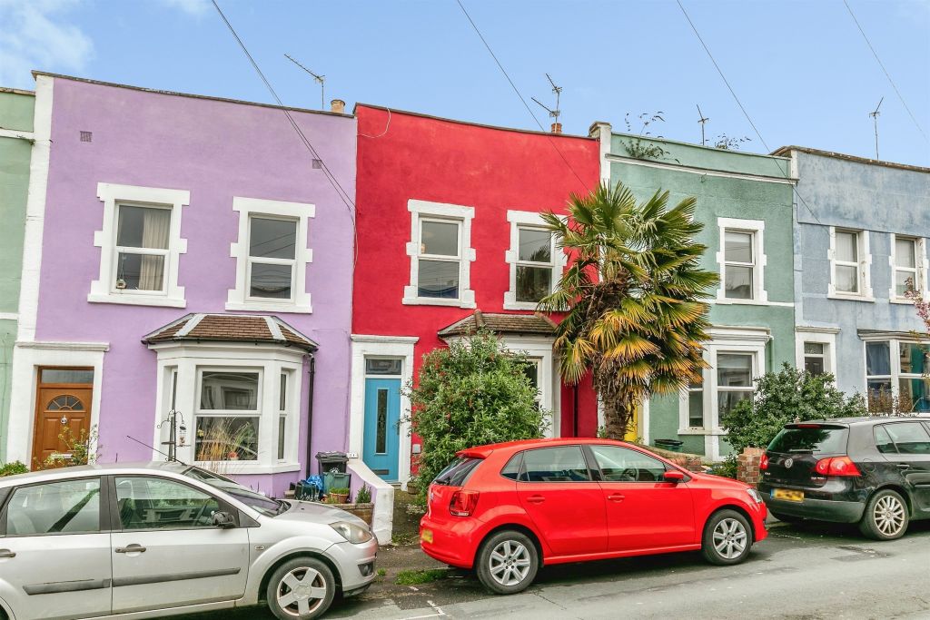 Property photo 1 of 19