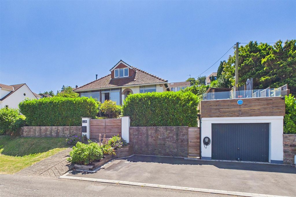 Property photo 1 of 25