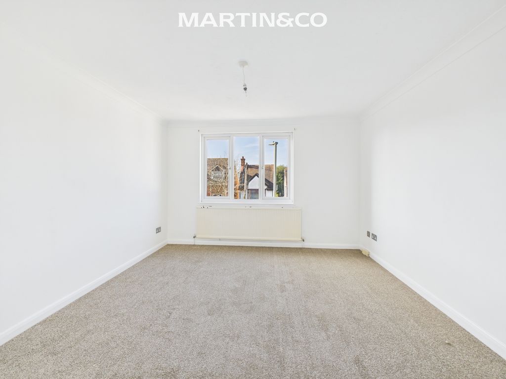 Property photo 3 of 7 Cam03627G0-Pr0094-Still002