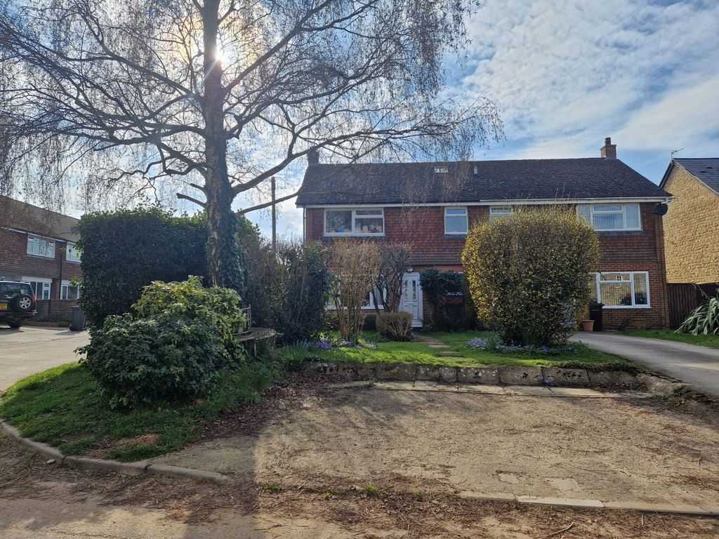 Property photo 1 of 14 Front