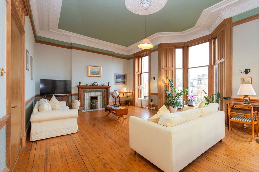 Additional image 6 of 4 bed flat for saleCleveden Road, Glasgow G12