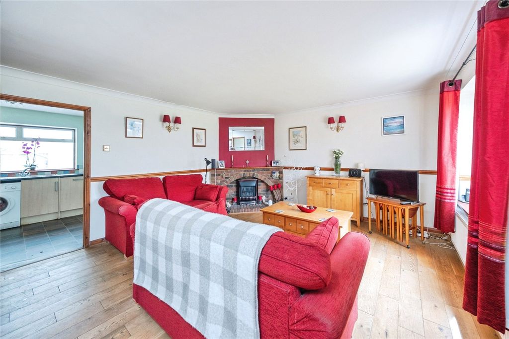 Property photo 2 of 11 Picture No. 01