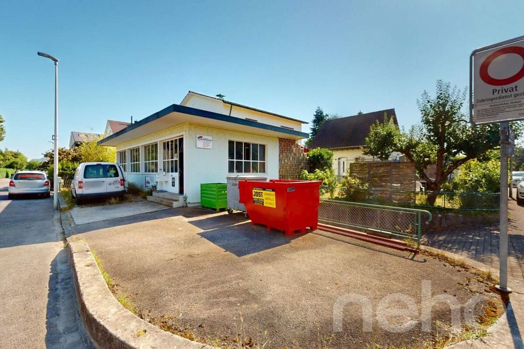Property photo 2 of 12