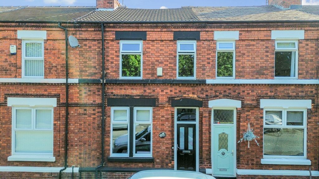 Property photo 1 of 34