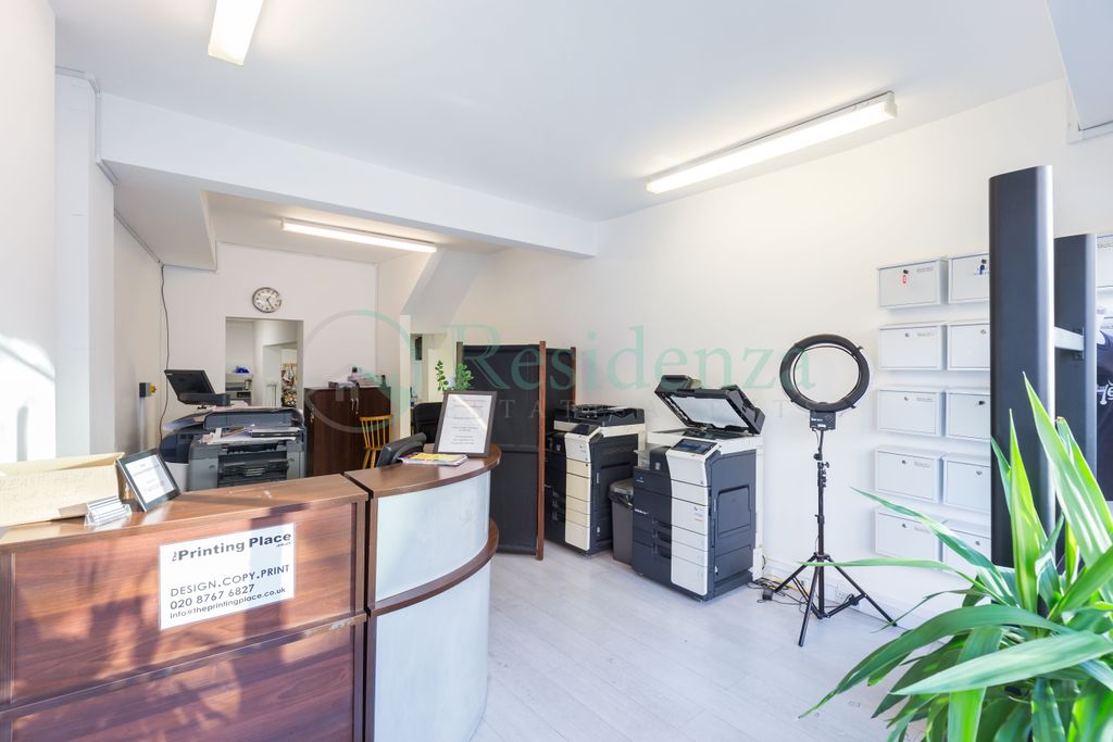 Property photo 3 of 11