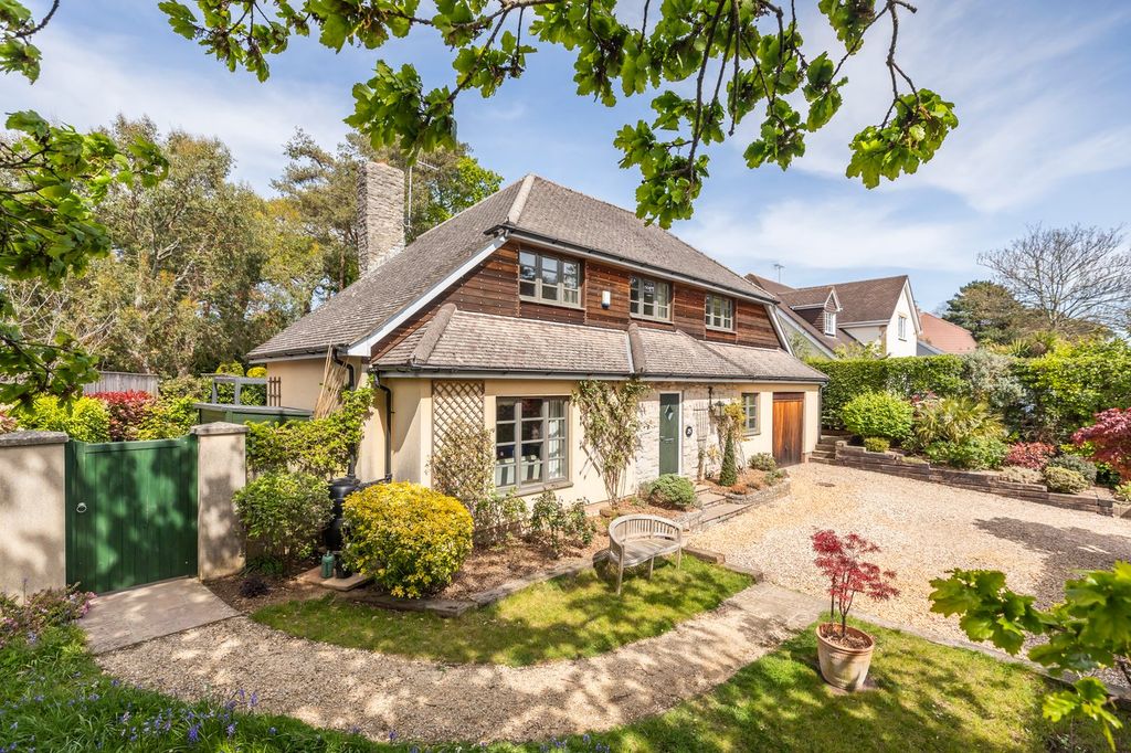 Property photo 1 of 26