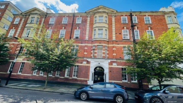 Property photo 1 of 13 Wellesley Mansions, Edith Villas, London, W14 9Ah