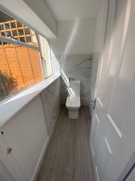 Property photo 3 of 8 Photo 2