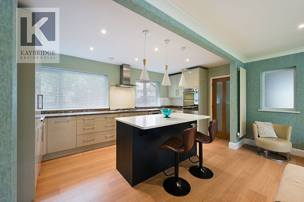 Property photo 2 of 17 Riverview Road, Epsom - Kt19 0Jq