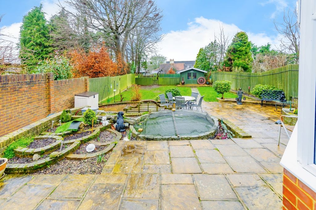 Property photo 1 of 16 Photography