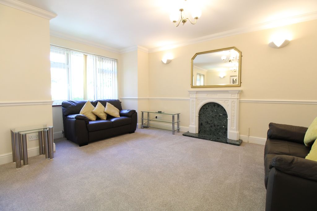 Property photo 3 of 9 Img_3586